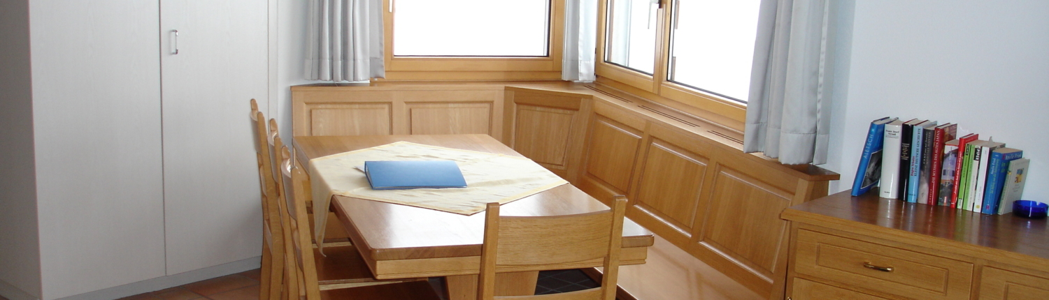 Aletsch_Service_WH28_Essbereich_Auer