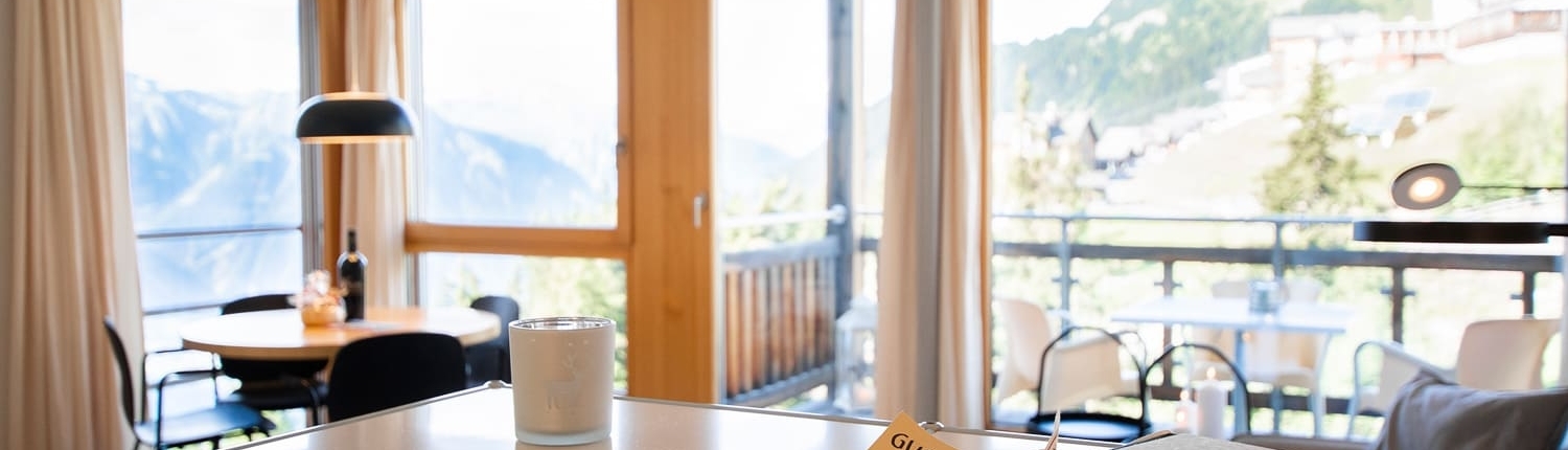 DSC_0488-1500x430