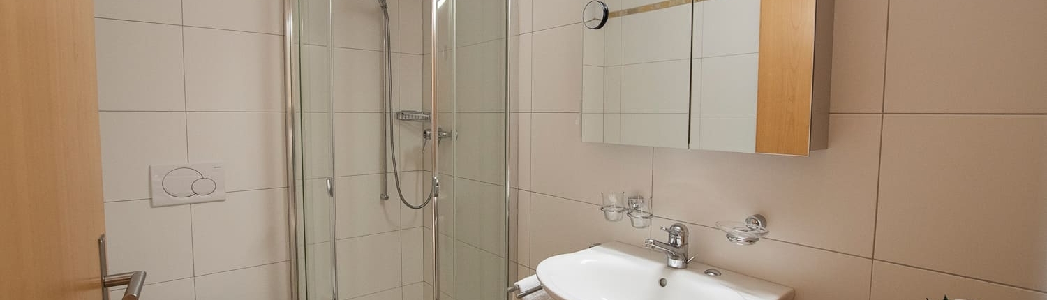 DSC_0533-1500x430