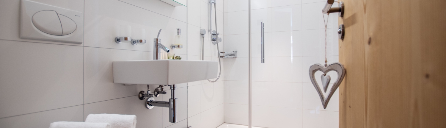 Aletsch_Service_Ferienwohnung_Riederalp_Caspar_C21_ Eielts (14)-min